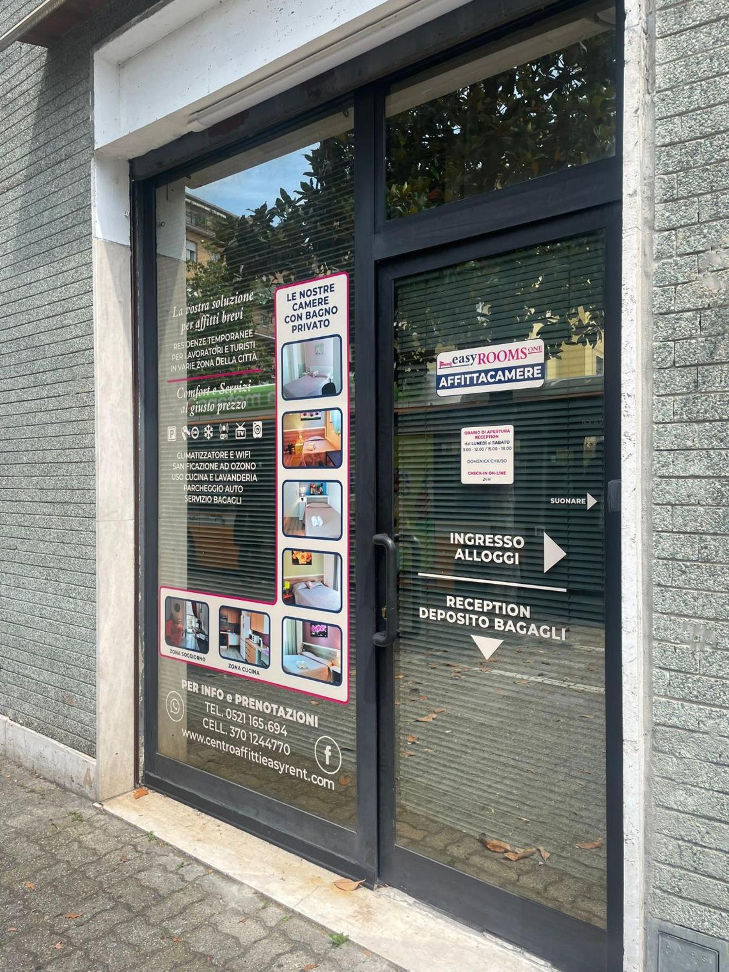 Easyrooms One Parma Kültér fotó