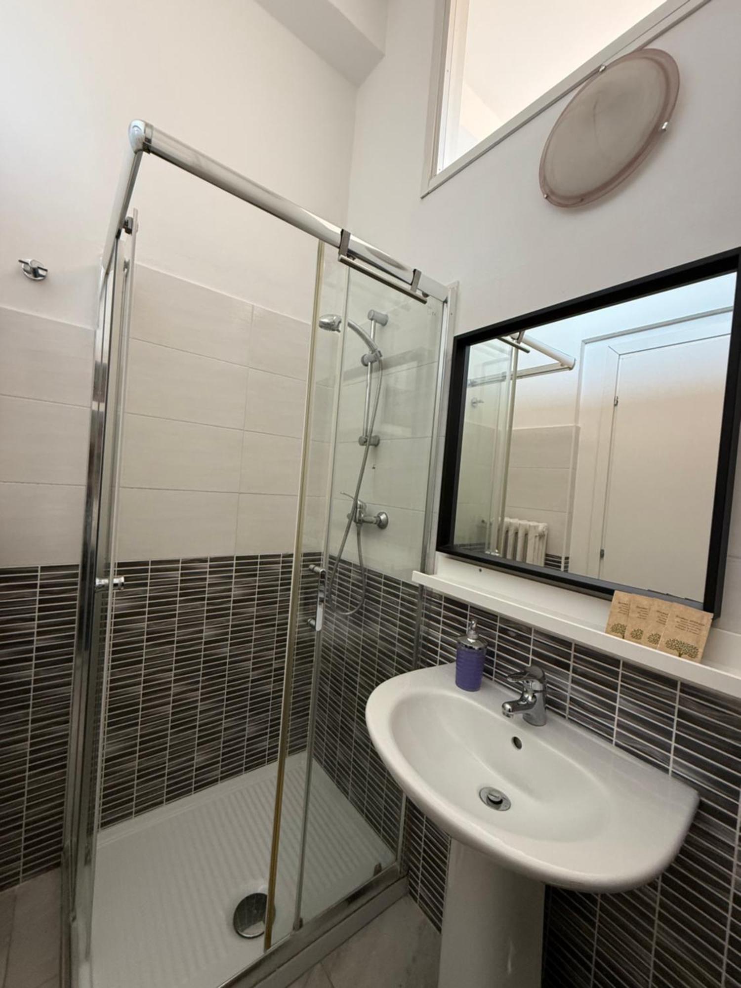 Easyrooms One Parma Kültér fotó